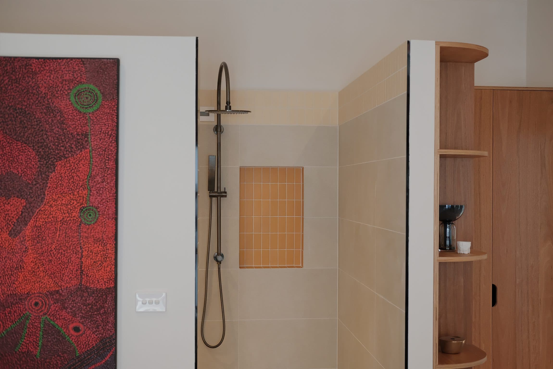 Ensuite at Roberts Street by Decibel Architecture